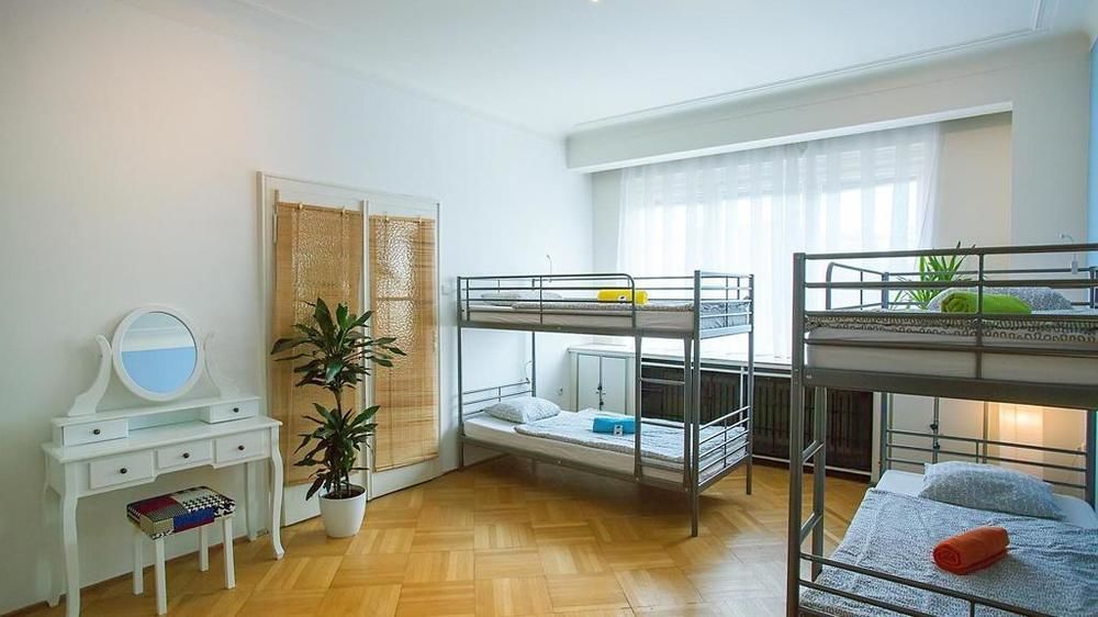 Mcsleep Hostel Prague Exterior photo