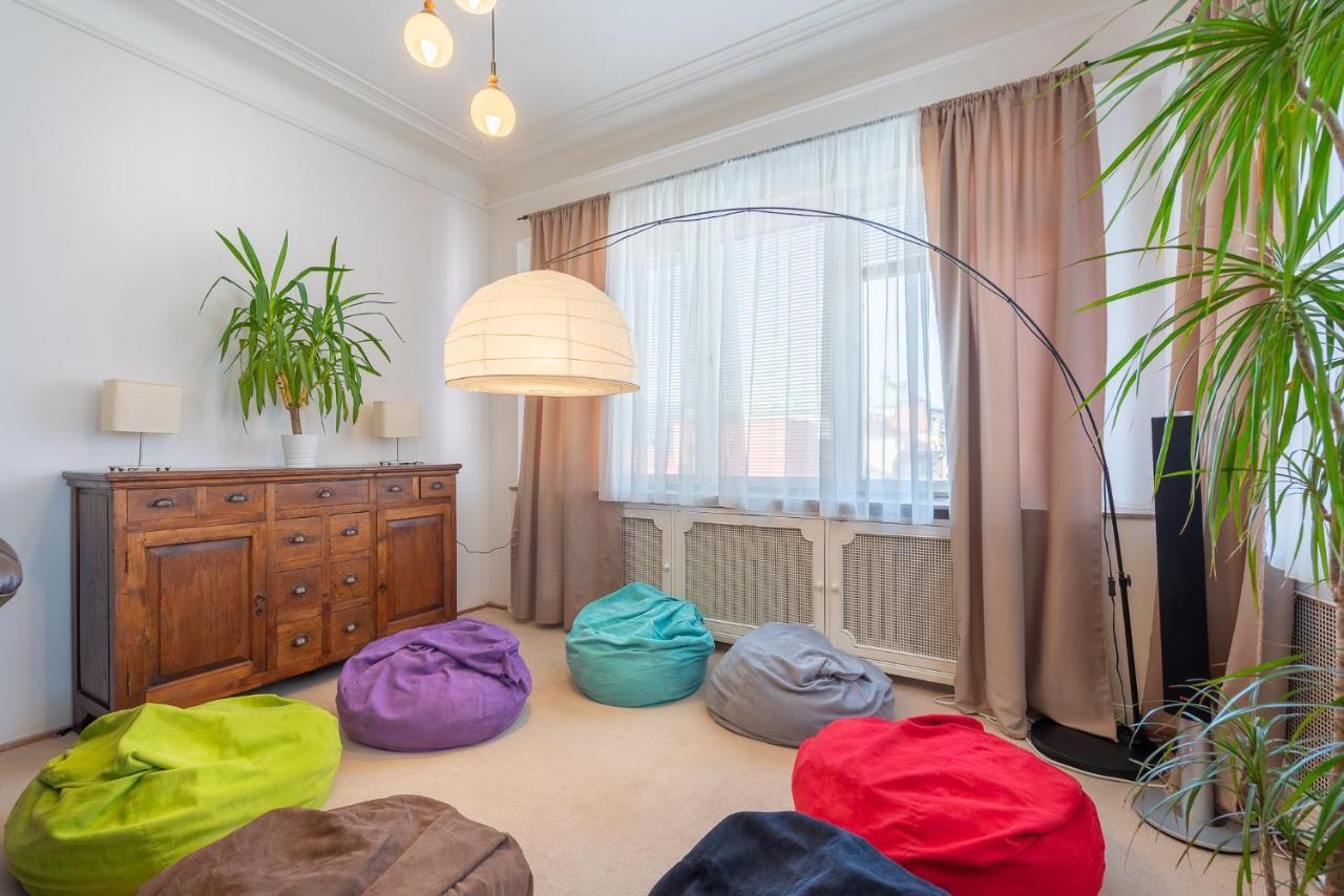 Mcsleep Hostel Prague Exterior photo