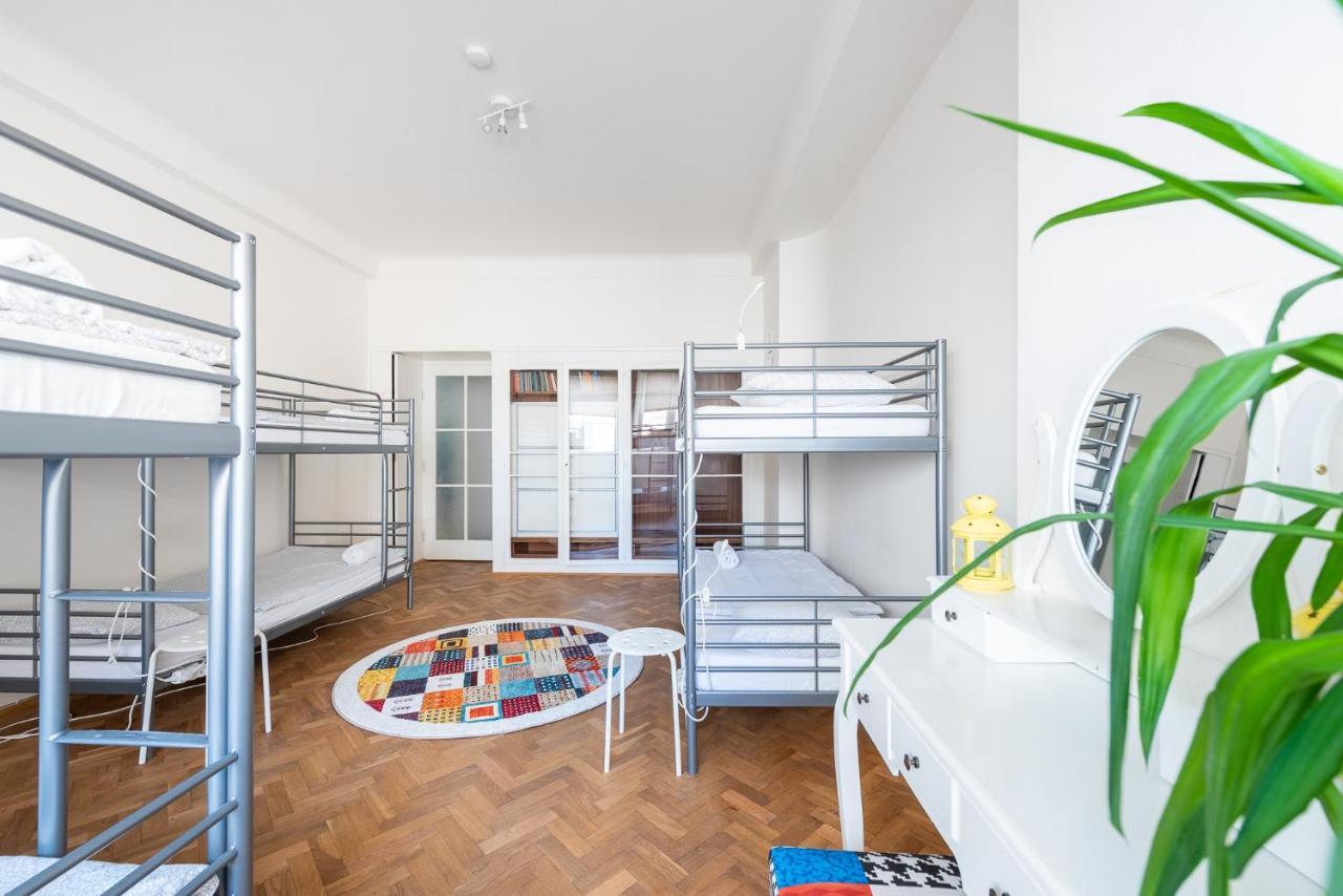 Mcsleep Hostel Prague Exterior photo