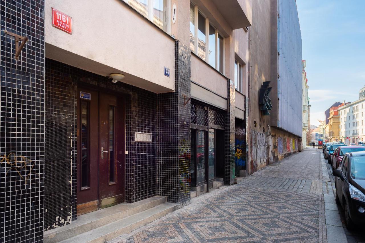 Mcsleep Hostel Prague Exterior photo